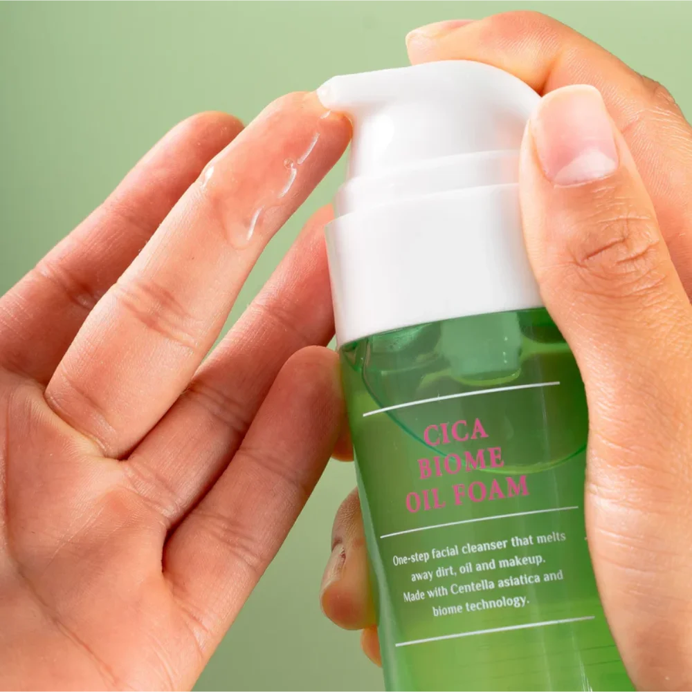 Maxclinic Cica Biome Oil Foam - Image 3